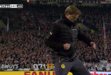 VIDEO: Màn ăn mừng bàn thắng độc đáo của HLV Jurgen Klopp